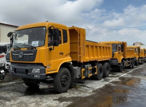 XE BEN DONGFENG HOÀNG HUY 3 CHÂN ĐỘNG CƠ YC 290