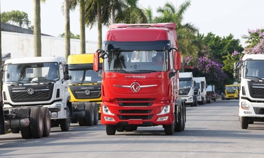 Đầu kéo 3 chân - GX 450 phiên bản Rồng Thiêng