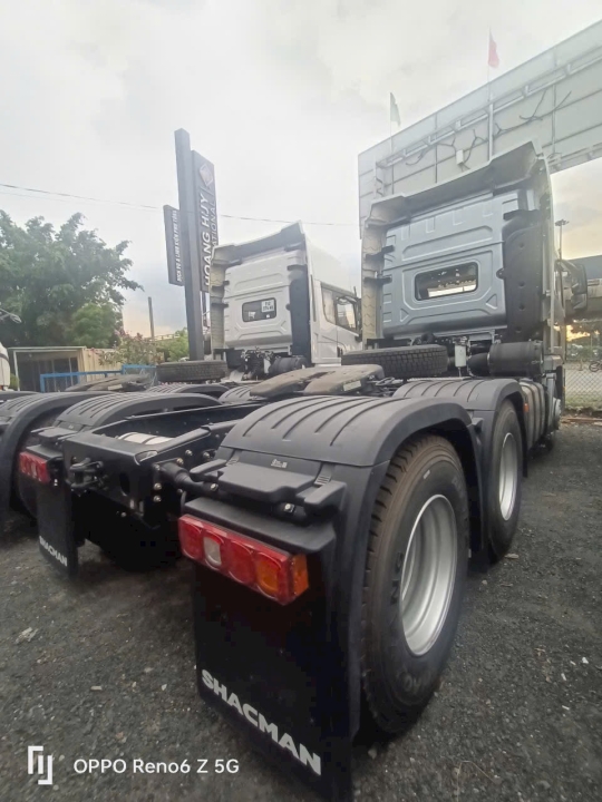 Đầu kéo HSACMAN 270HP + 400HP + 460HP