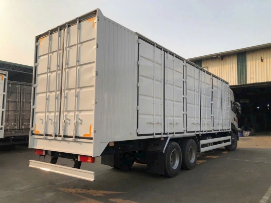 Xe Tải Thùng Dongfeng 7 Tấn 