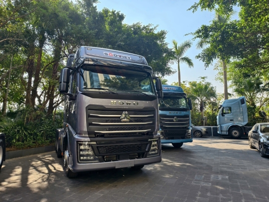 Xe Đầu Kéo HOWO TH7