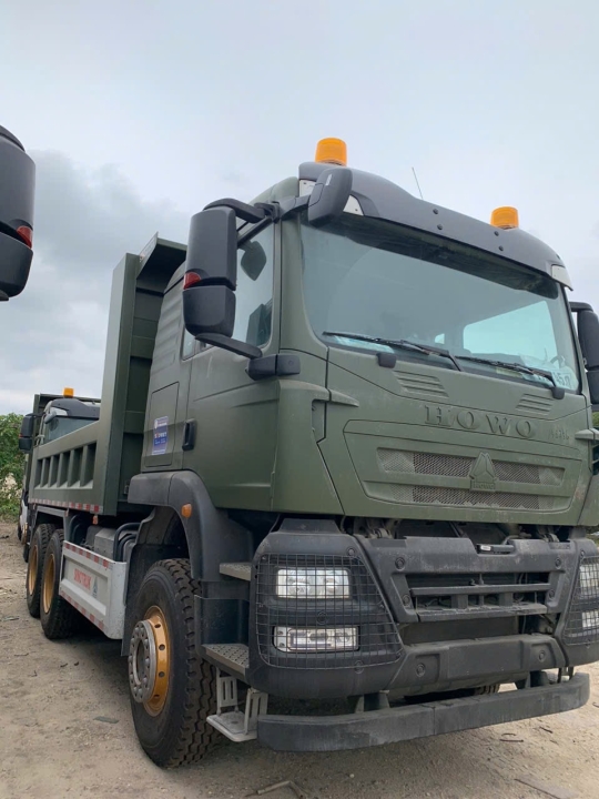 Xe Đầu Kéo HOWO T7H