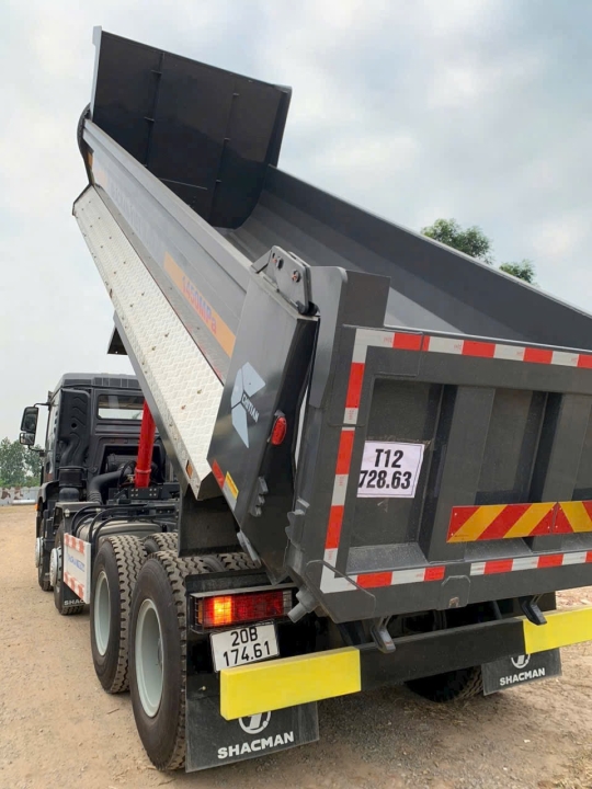 Xe Đầu Kéo HOWO MAX 