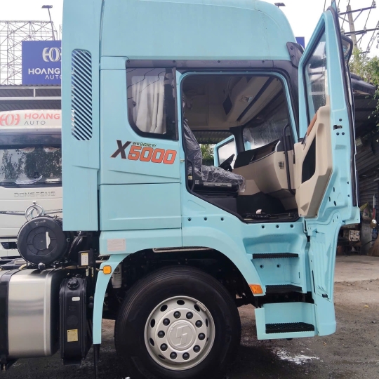 Xe Đầu Kéo SACMAN ĐỘNG CƠ WAYCHAI