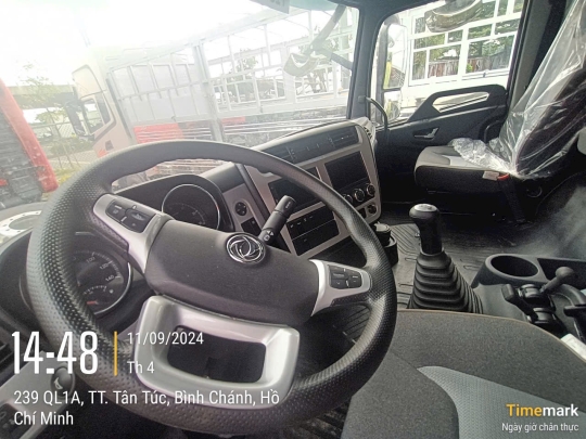 Đầu kéo Dongfeng KL420 