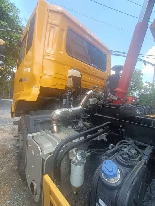 Xe Tải Dongfeng động cơ YUCHAI 