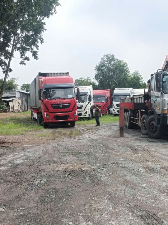 Đầu kéo Dongfeng Hoàng Huy KL460 SX 2024