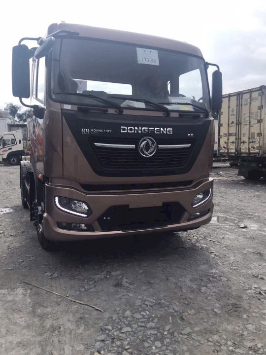 Đầu kéo Dongfeng Hoàng Huy KL460 SX 2024