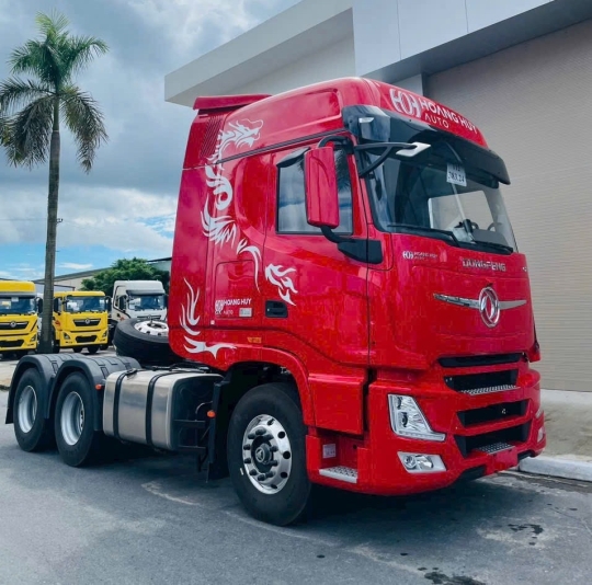 Xe Đầu Kéo HOWO T7H