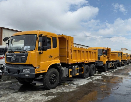 XE BEN DONGFENG HOÀNG HUY 3 CHÂN ĐỘNG CƠ YC 290