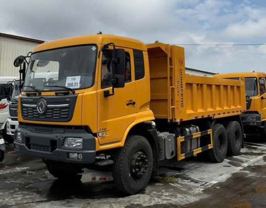 XE BEN DONGFENG HOÀNG HUY 3 CHÂN ĐỘNG CƠ YC 290