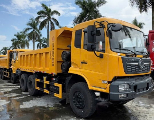 XE BEN DONGFENG HOÀNG HUY 3 CHÂN ĐỘNG CƠ YC 290