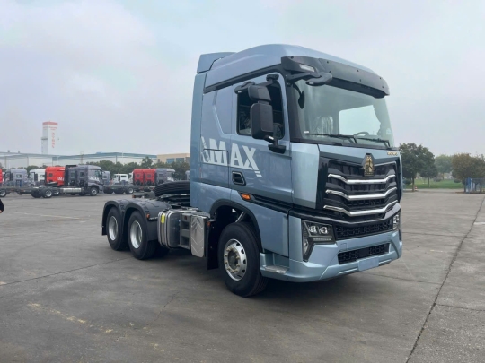 Xe Đầu Kéo Howo Max 440 HP