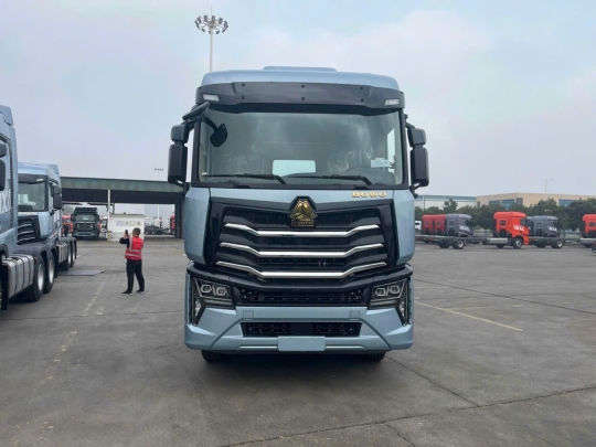 Xe Đầu Kéo Howo Max 440 HP