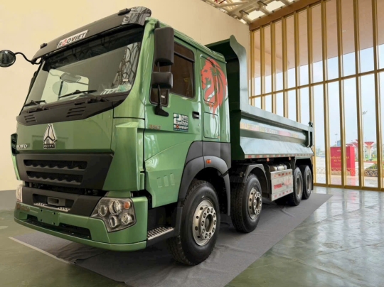 XE BEN HOWO 4 CHÂN 380HP THÙNG U ĐÚC – CABIN V7G